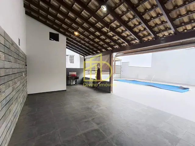 Casa 3 quartos e 2 banheiros, à venda, no bairro Jardim Ibiti do Paço em Sorocaba