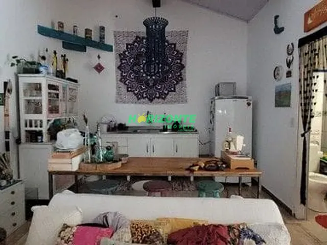 Casa com 720m² 6 quartos e 7 banheiros, à venda, no bairro Jardim das Colinas em São José dos Campos