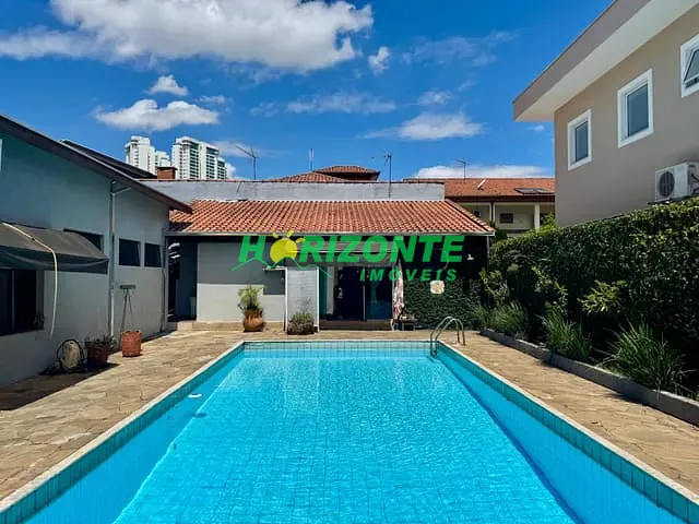Casa com 720m² 6 quartos e 7 banheiros, à venda, no bairro Jardim das Colinas em São José dos Campos
