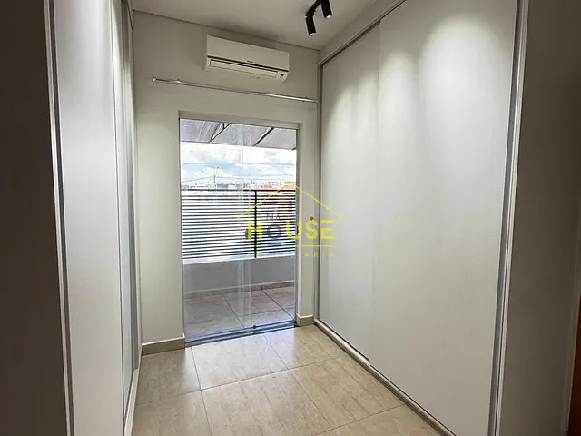 Casa com 200m² 3 quartos e 3 banheiros, à venda, no bairro Residencial Santa Regina em São José do Rio Preto