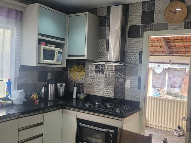 Casa com 110m² 2 quartos e 1 banheiro, à venda, no bairro Vila Nova em Joinville