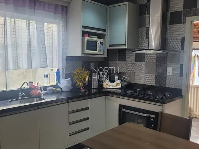 Casa com 110m² 2 quartos e 1 banheiro, à venda, no bairro Vila Nova em Joinville