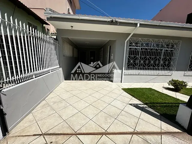 Casa com 209m² 3 quartos e 3 banheiros, à venda, no bairro Ipiranga em São José