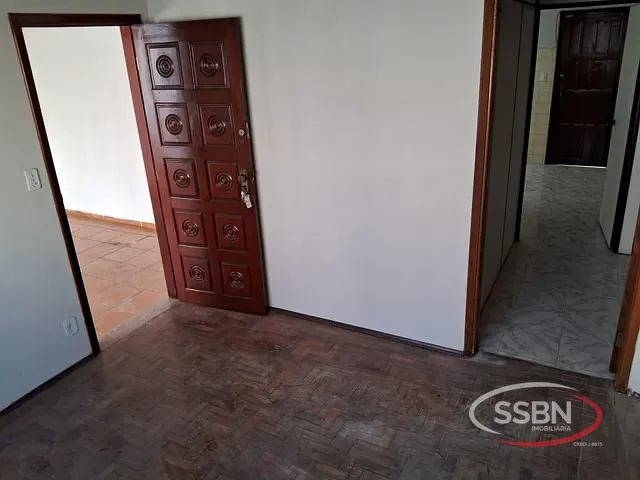 Casa 2 quartos e 1 banheiro, para alugar, no bairro Centro em Nova Odessa
