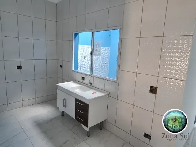 Casa com 125m² 2 quartos e 2 banheiros, à venda, no bairro Parque São Bento em Sorocaba