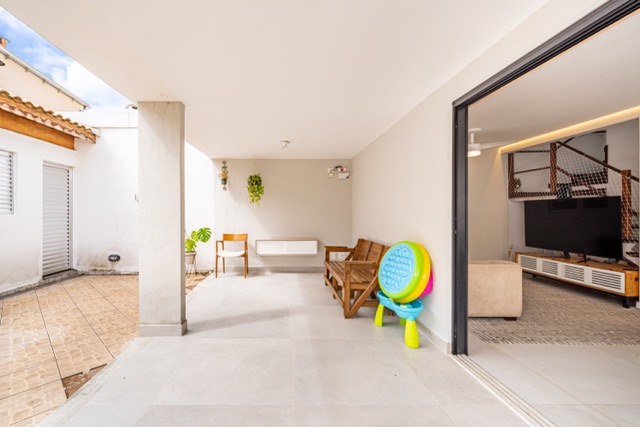 Casa com 180m² 3 quartos e 3 banheiros, à venda, no bairro Tamboré em Santana de Parnaíba