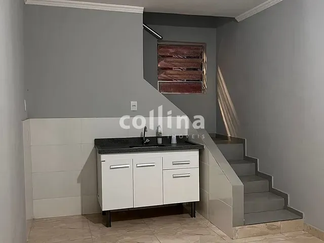 Casa com 80m² 3 quartos e 3 banheiros, à venda, no bairro São Pedro em Osasco