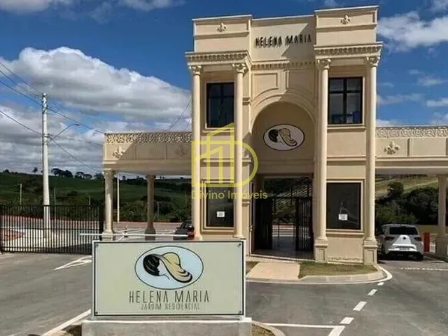 Casa 3 quartos e 2 banheiros, à venda, no bairro Wanel Ville em Sorocaba