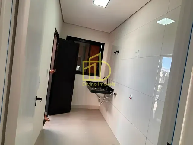 Casa 3 quartos e 2 banheiros, à venda, no bairro Wanel Ville em Sorocaba