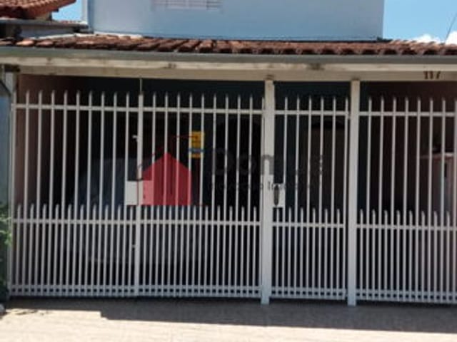 Casa com 125m², à venda, no bairro Residencial Mombaça em Pindamonhangaba