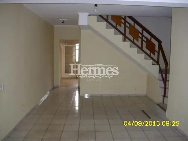 Casa com 370m² 3 quartos e 3 banheiros, à venda, no bairro Nova Paulínia em Paulínia