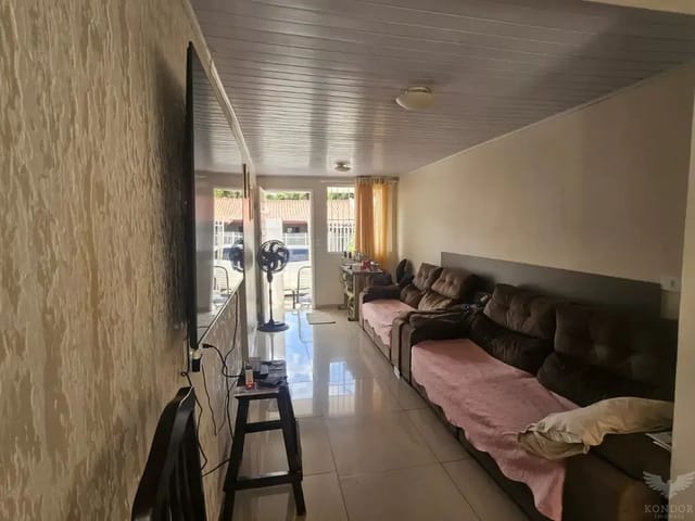 Casa 2 quartos e 1 banheiro, à venda, no bairro Santa Felicidade em Curitiba