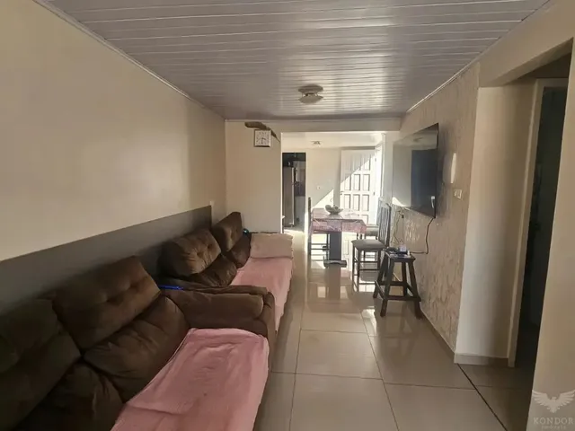Casa 2 quartos e 1 banheiro, à venda, no bairro Santa Felicidade em Curitiba