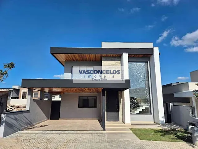 Casa com 250m² 4 quartos e 6 banheiros, à venda, no bairro Loteamento Floresta em São José dos Campos