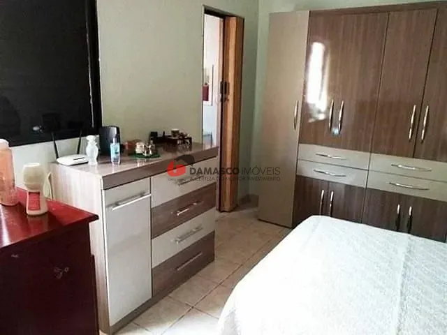 Casa com 333m² 1 quarto e 1 banheiro, à venda, no bairro Cerâmica em São Caetano do Sul