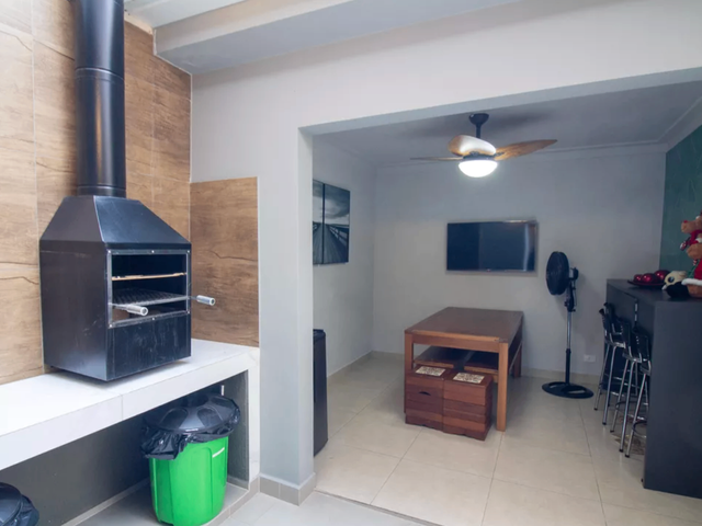 Casa 3 quartos e 4 banheiros, à venda, no bairro Cidade Monções em São Paulo