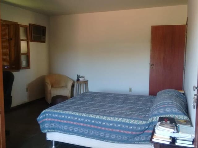 Casa com 400m² 4 quartos e 3 banheiros, à venda, no bairro Miramar em Macaé