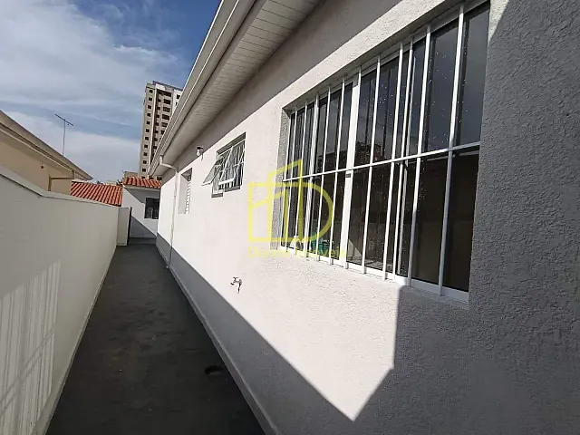 Casa 3 quartos e 2 banheiros, à venda, no bairro Vila Lucy em Sorocaba