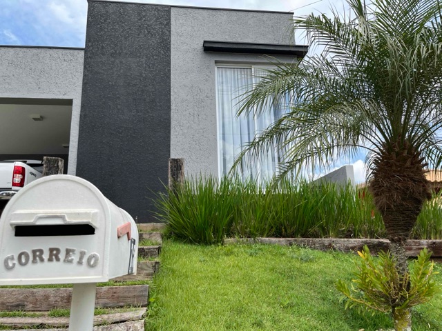 Casa com 600m² 3 quartos e 4 banheiros, à venda, no bairro Condomínio Terras de Santa Cruz em Bragança Paulista