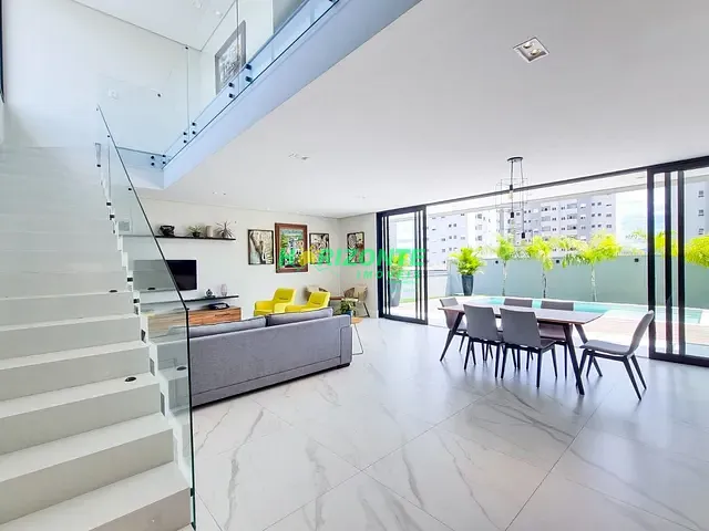 Casa com 451m² 3 quartos e 1 banheiro, à venda, no bairro Urbanova em São José dos Campos
