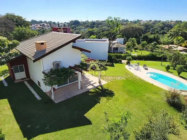 Casa com 2600m² 4 quartos e 5 banheiros, à venda, no bairro Condomínio Fechado Village Haras São Luiz II em Salto