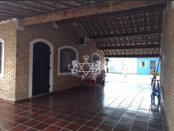 Casa à venda com 3 quartos, 247m² - Foto 3