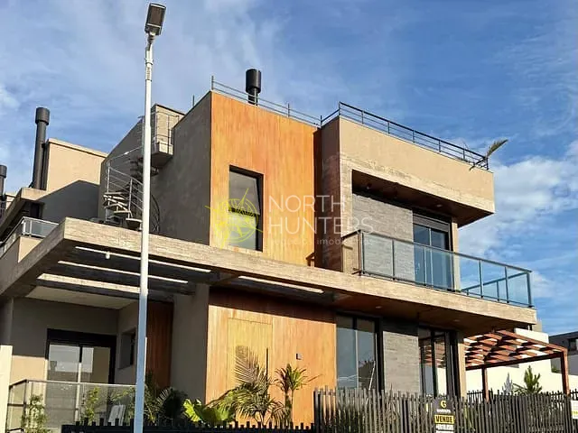 Casa com 227m² 3 quartos e 3 banheiros, à venda, no bairro FERRAZ em Garopaba