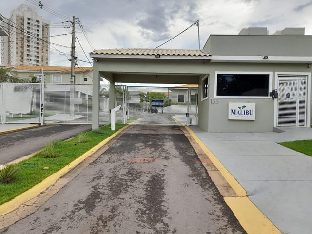 Casa 3 quartos e 3 banheiros, à venda, no bairro Despraiado em Cuiabá