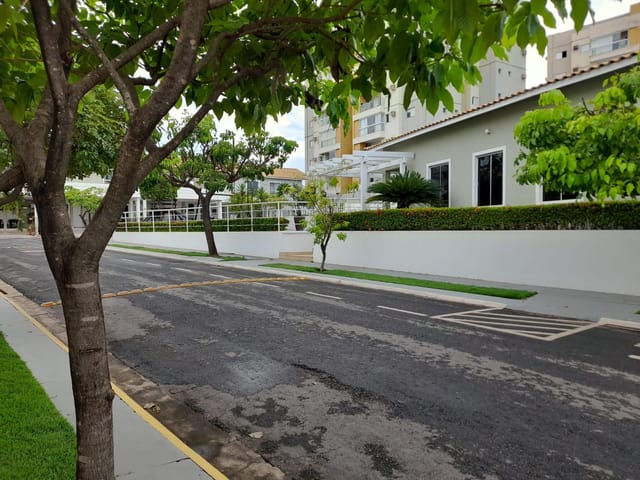 Casa 3 quartos e 3 banheiros, à venda, no bairro Despraiado em Cuiabá