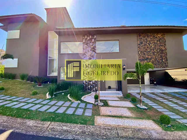 Casa com 435m² 4 quartos e 5 banheiros, à venda, no bairro Parque Residencial Damha IV em São José do Rio Preto