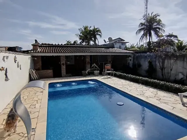 Casa com 450m² 3 quartos e 4 banheiros, à venda, no bairro Boraceia em Bertioga
