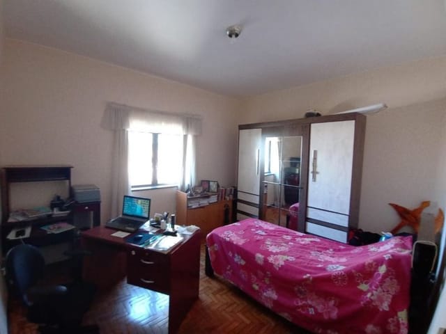 Casa com 250m² 3 quartos e 1 banheiro, à venda, no bairro São Lázaro em São João da Boa Vista