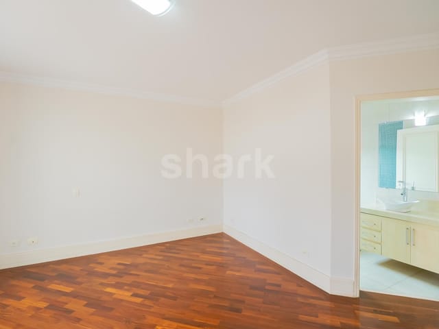 Casa com 450m² 4 quartos e 5 banheiros, para alugar, no bairro Alphaville Conde I em Barueri