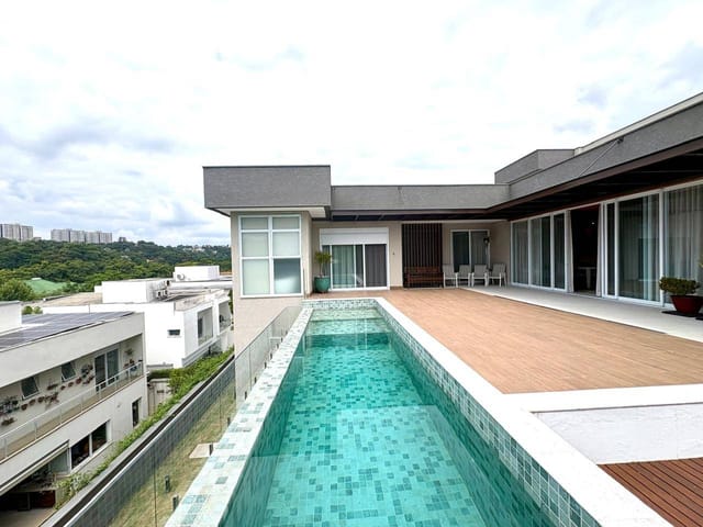 Casa com 520m² 4 quartos e 8 banheiros, para alugar, no bairro Alphaville em Santana de Parnaíba