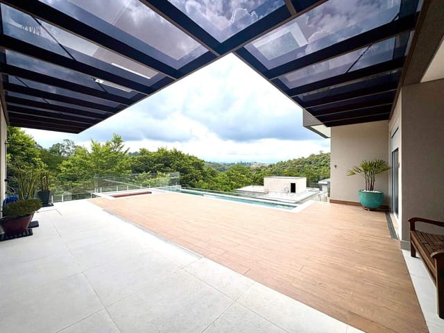 Casa com 520m² 4 quartos e 8 banheiros, para alugar, no bairro Alphaville em Santana de Parnaíba