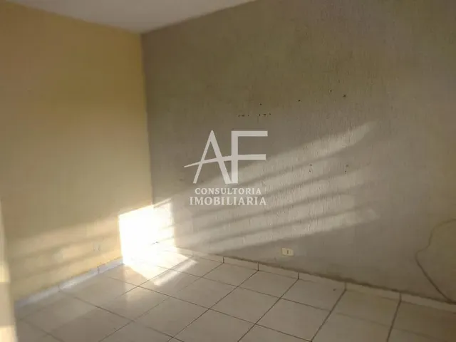 Casa com 200m² 3 quartos e 1 banheiro, à venda, no bairro Campos Elíseos em Taubaté