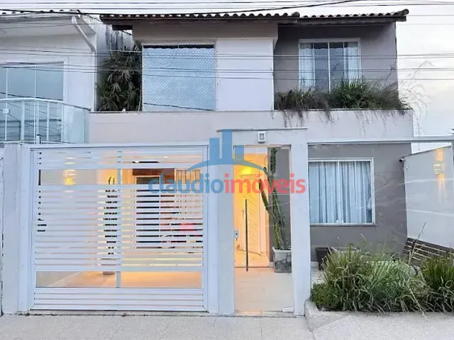 Casa 3 quartos e 4 banheiros, à venda, no bairro Ano Bom em Barra Mansa