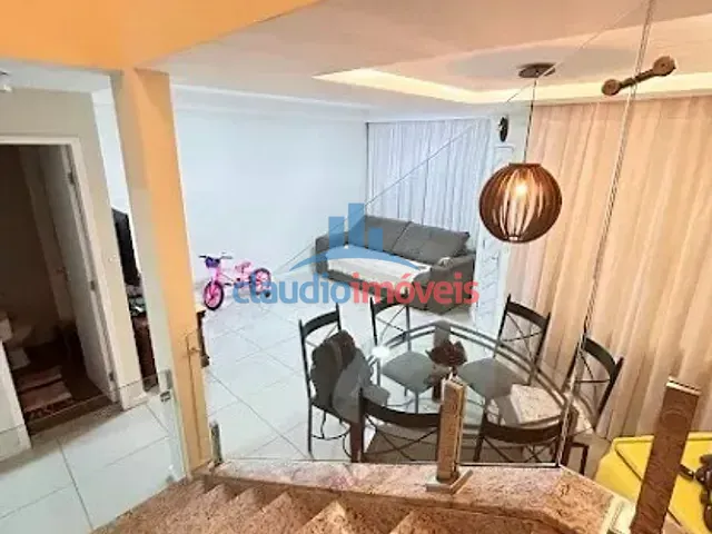 Casa 3 quartos e 4 banheiros, à venda, no bairro Ano Bom em Barra Mansa