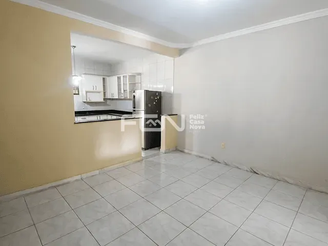 Casa 5 quartos e 4 banheiros, para alugar, no bairro Dois de Julho em Camaçari
