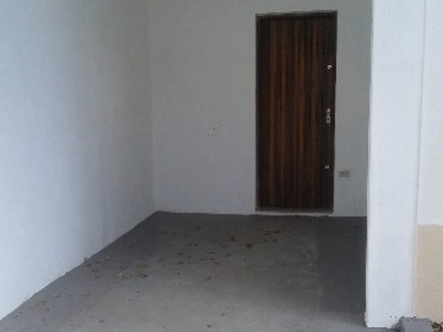 Foto do Casa - CASA para Locação
JARDIM AVIAÇÃO, GUAXUPÉ
2 dormitórios, 1 sala, 1 banheiro, 1 vaga
90,00 M2 construída
R$ 800,00 | Guaxupé Imóveis Ltda