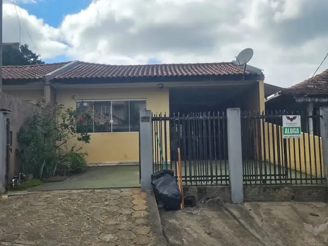 Casa 2 quartos e 1 banheiro, para alugar, no bairro Jardim Keli Cristina em Campo Largo