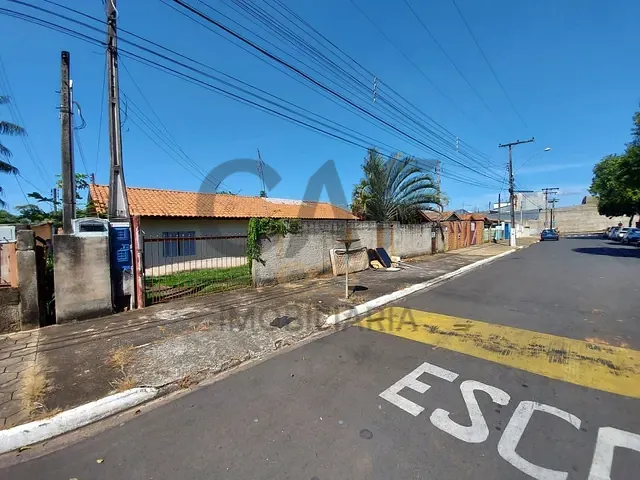 Casa com 680m² 2 quartos e 1 banheiro, à venda, no bairro Centro em Holambra