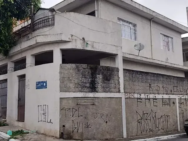 Casa com 185m² 6 quartos e 3 banheiros, à venda, no bairro Vila João Batista em São Paulo