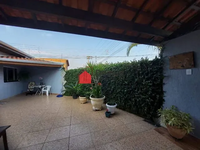 Casa com 258m², à venda, no bairro Centro em Tremembé
