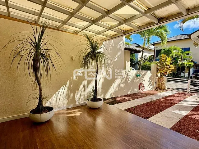 Casa 4 quartos e 5 banheiros, à venda, no bairro Buraquinho em Lauro de Freitas