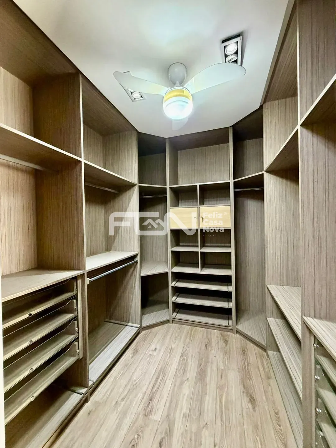 Casa, 4 quartos, 358 m² - Foto 33