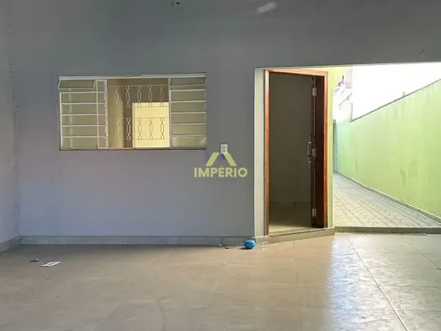 Casa com 180m² 2 quartos e 2 banheiros, à venda, no bairro Jardim Nair Maria em Salto