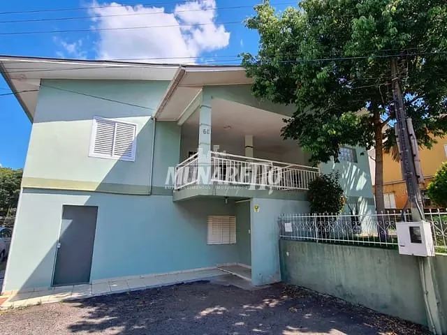 Casa com 980m² 2 quartos e 3 banheiros, à venda, no bairro Nações em Concórdia