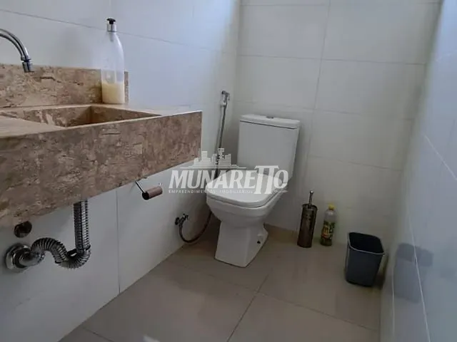 Casa com 980m² 2 quartos e 3 banheiros, à venda, no bairro Nações em Concórdia