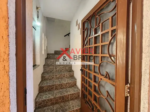 Casa 5 quartos e 3 banheiros, à venda, no bairro Vila Nhocune em São Paulo